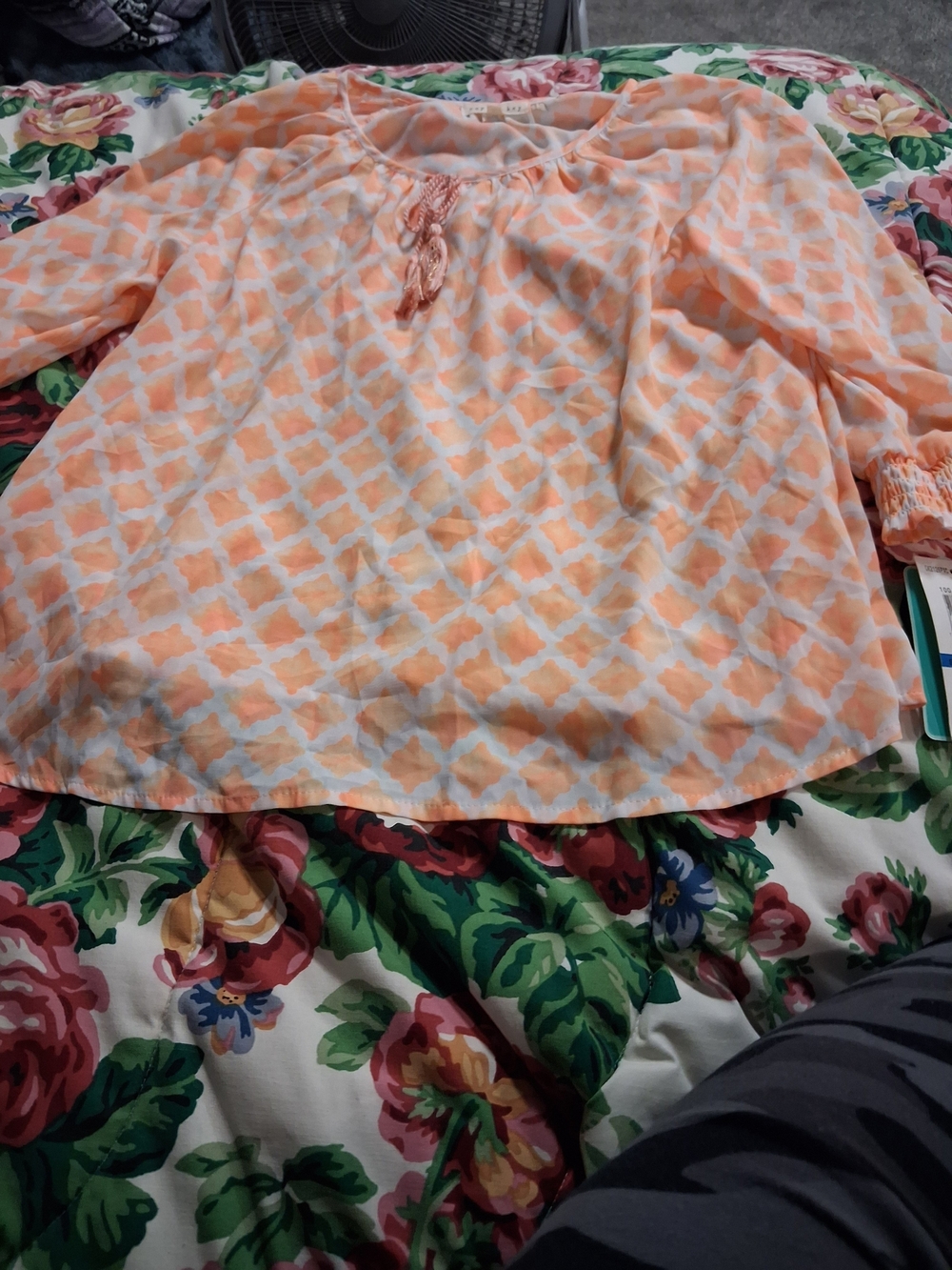 Copper Key Peach and White Patterned Peasant Blouse